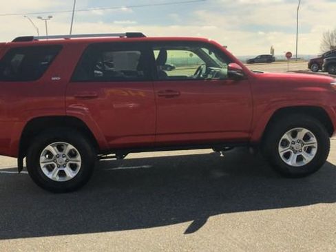 Used 2024 Toyota 4Runner SR5 Premium w/ Moonroof Package image 9