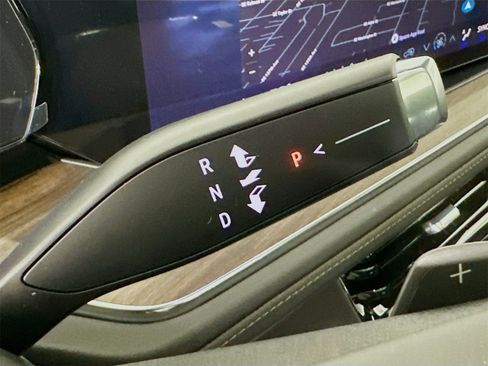 New 2026 Chevrolet Suburban High Country image 17