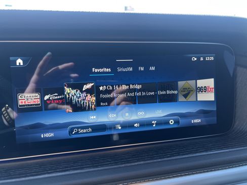 Used 2025 Mercedes-Benz G 63 AMG AMG G 63 image 23