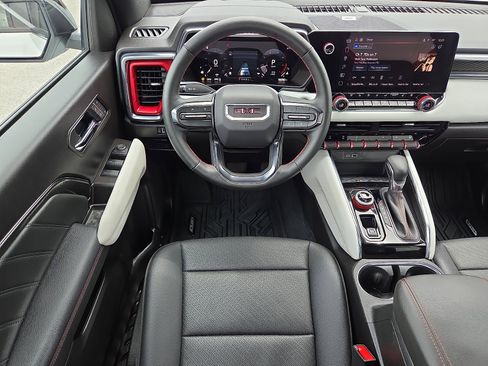 Used 2024 GMC Canyon AT4X AWD/4WD image 11