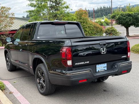 Used 2017 Honda Ridgeline Black Edition image 5