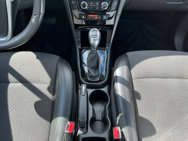 Used 2020 Buick Encore Preferred FWD image 27