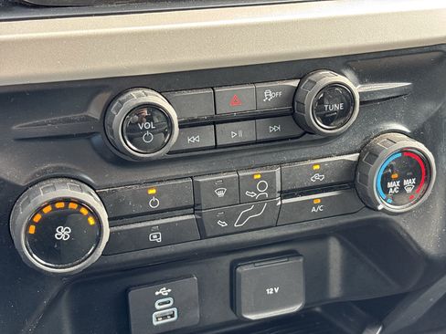 Used 2026 Ford F250 XLT AWD/4WD image 25