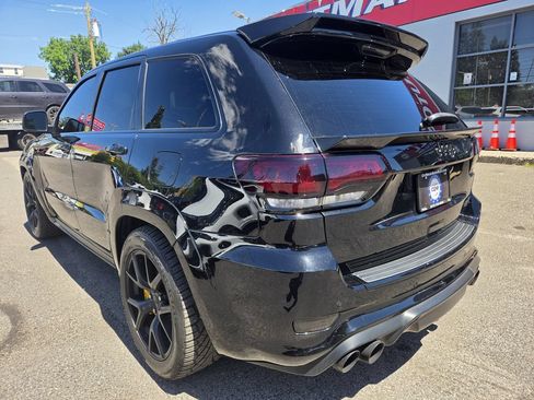 Used 2018 Jeep Grand Cherokee Trackhawk AWD/4WD image 7