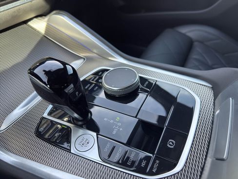 Used 2023 BMW X6 xDrive40i w/ M Sport Package image 15