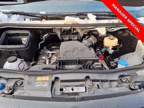 Used 2023 Mercedes-Benz Sprinter 3500 image 34
