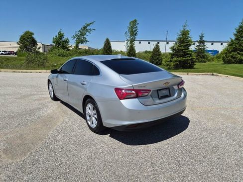 Used 2021 Chevrolet Malibu LT FWD image 7