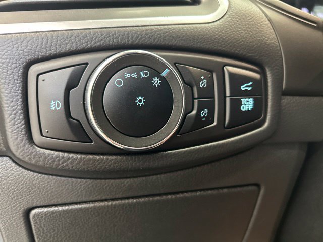 Used 2024 Ford Edge Titanium AWD/4WD image 18