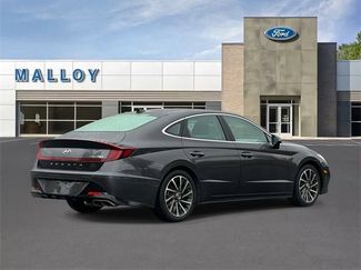 Used 2022 Hyundai Sonata Limited w/ Cargo Package video 2