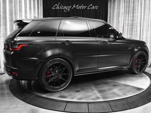 Used 2022 Land Rover Range Rover Sport SVR image 5