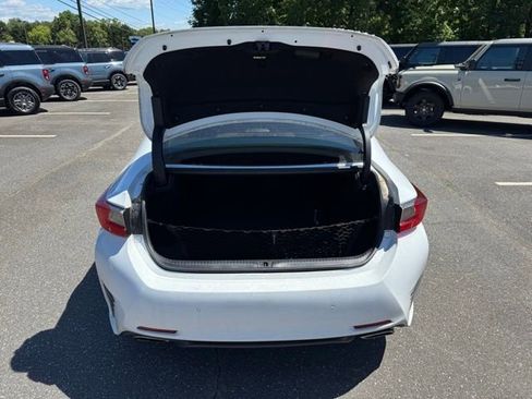 Used 2017 Lexus RC 200t F Sport RWD image 8