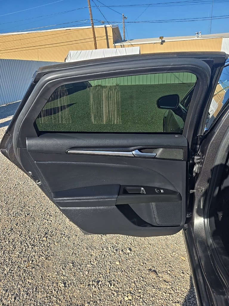 Used 2019 Ford Fusion Titanium FWD image 14