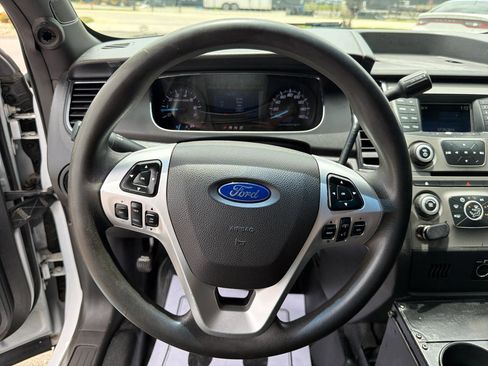 Used 2015 Ford Taurus Police Interceptor AWD image 10