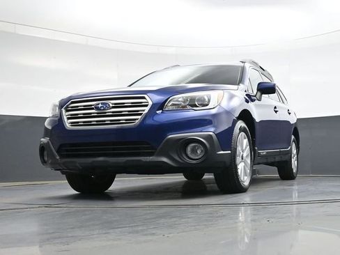 Used 2015 Subaru Outback 2.5i Premium image 35