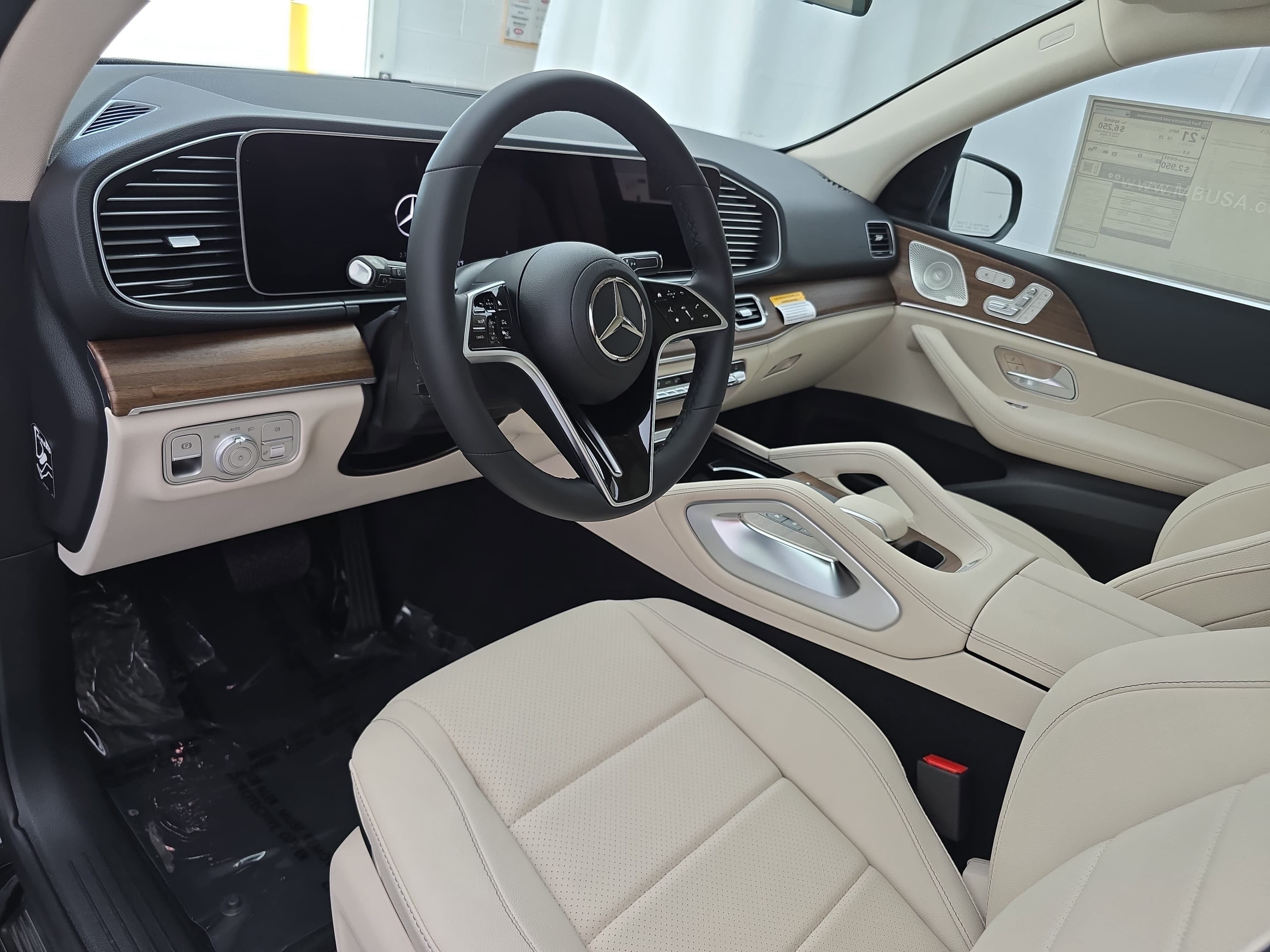 New 2026 Mercedes-Benz GLE 450 4MATIC image 16