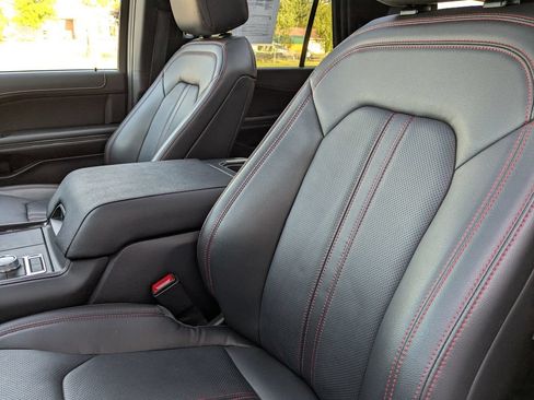 Used 2023 Ford Expedition Max Limited AWD/4WD image 27