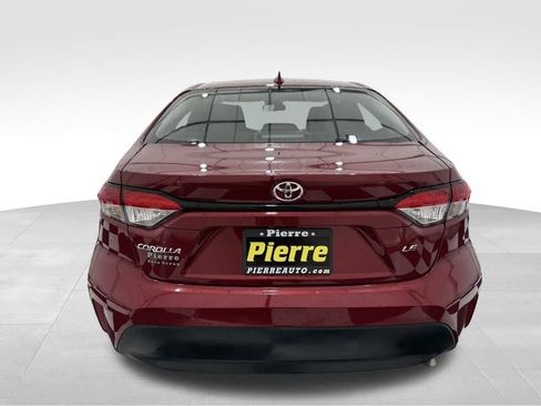 Used 2025 Toyota Corolla LE image 3