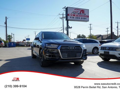 Used 2019 Audi Q7 3.0T Prestige w/ Prestige Package image 1
