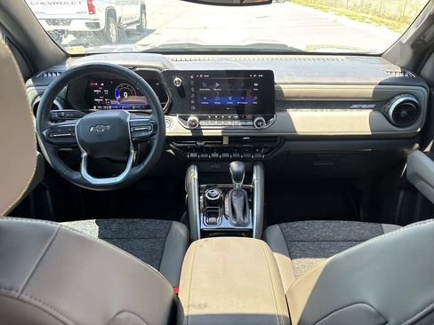 Certified 2024 Chevrolet Colorado ZR2 w/ ZR2 Bison Edition AWD/4WD image 24