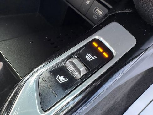 Used 2023 Kia Sorento SX AWD/4WD image 17