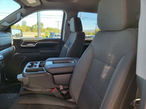 New 2026 Chevrolet Silverado 1500 LT image 13