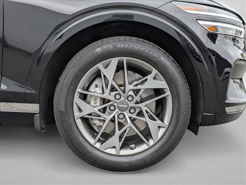Used 2024 Genesis GV70 2.5T w/ Select Package AWD/4WD image 24