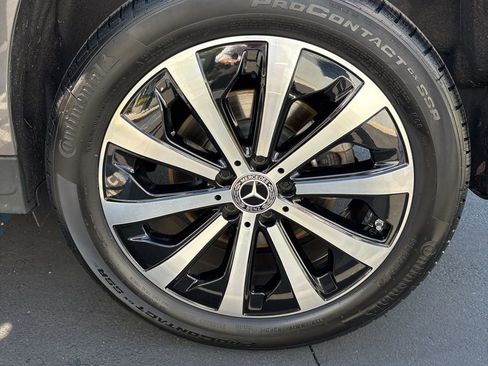 Certified 2023 Mercedes-Benz GLA 250 image 4