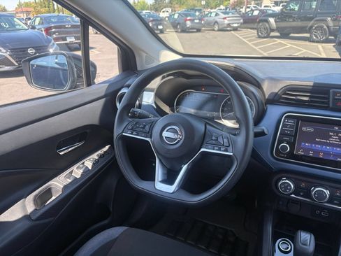 Used 2025 Nissan Versa SV FWD image 32