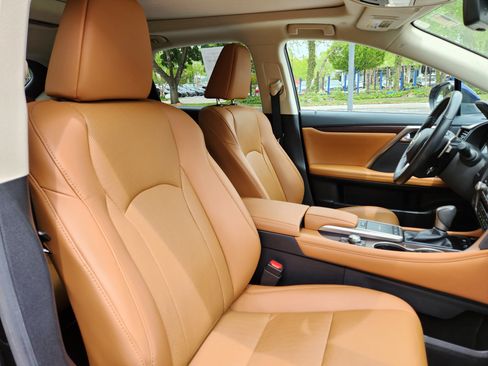 Used 2022 Lexus RX 350 AWD w/ Premium Package image 16
