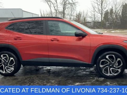 Used 2024 Chevrolet Trax RS w/ Driver Confidence Package image 9