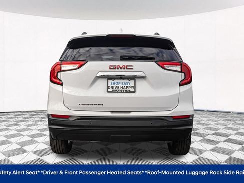 Used 2023 GMC Terrain SLE w/ Driver Convenience Package FWD image 10