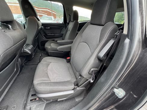 Used 2017 Chevrolet Traverse LT w/ True North Edition AWD/4WD image 19