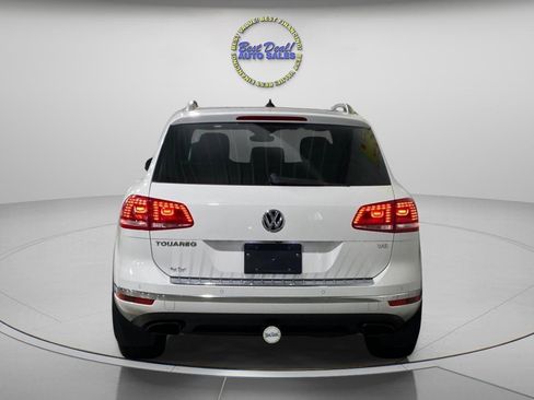 Used 2017 Volkswagen Touareg Wolfsburg Edition AWD/4WD image 4
