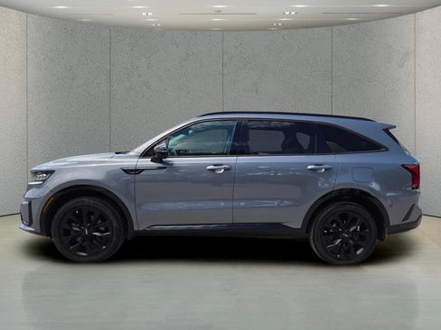 Used 2023 Kia Sorento SX AWD/4WD image 9