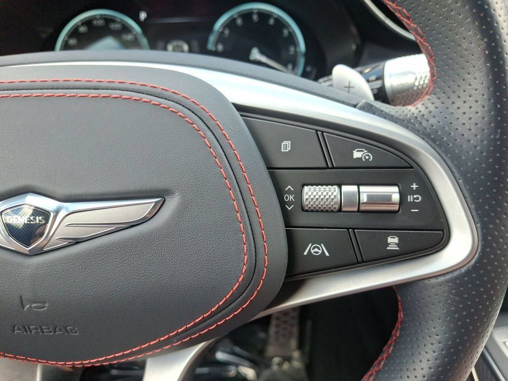 Used 2023 Genesis GV70 2.5T w/ Sport Prestige Package AWD/4WD image 18