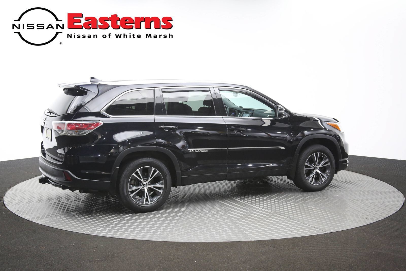 Used 2016 Toyota Highlander XLE AWD/4WD image 40