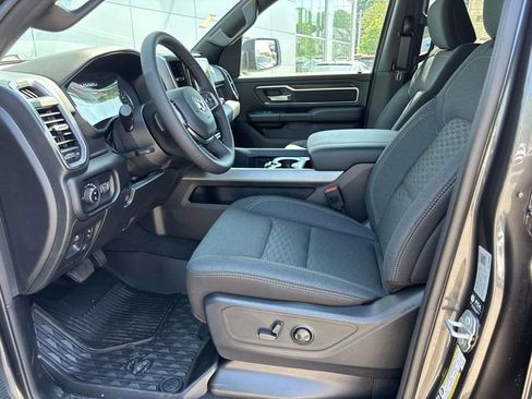 New 2026 RAM 1500 4x4 Crew Cab image 6