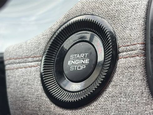 Used 2022 Jeep Compass Latitude w/ Sun and Sound Group AWD/4WD image 50