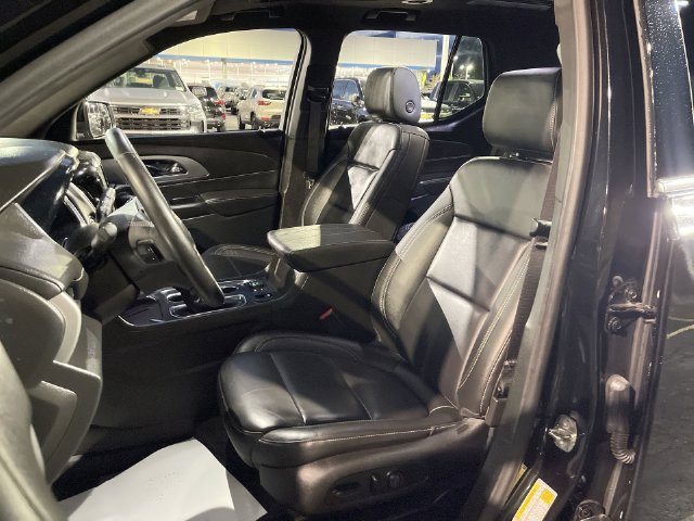 Certified 2023 Chevrolet Traverse LT w/ LT Premium Package AWD/4WD image 20
