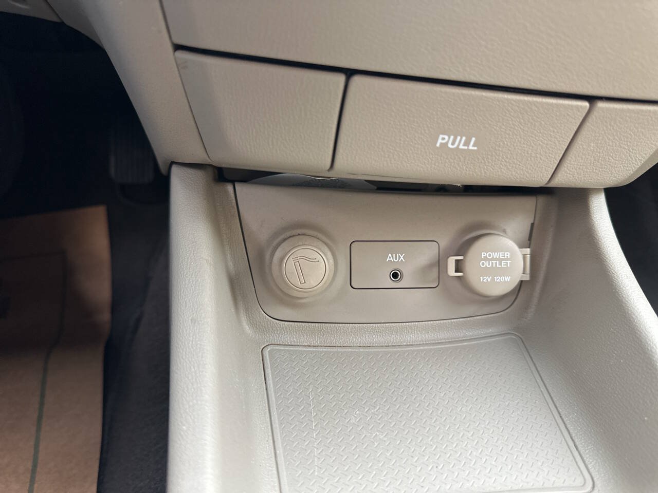 Used 2008 Hyundai Elantra GLS FWD image 28