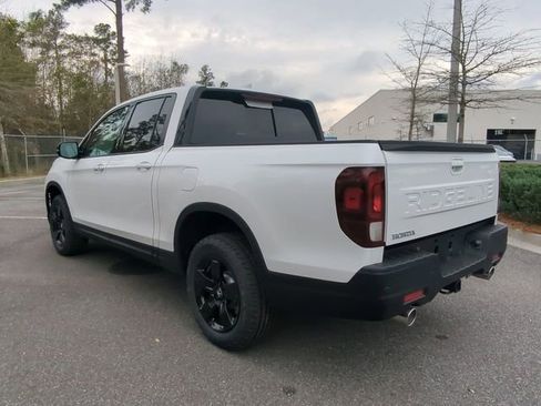 Used 2024 Honda Ridgeline Black Edition image 12