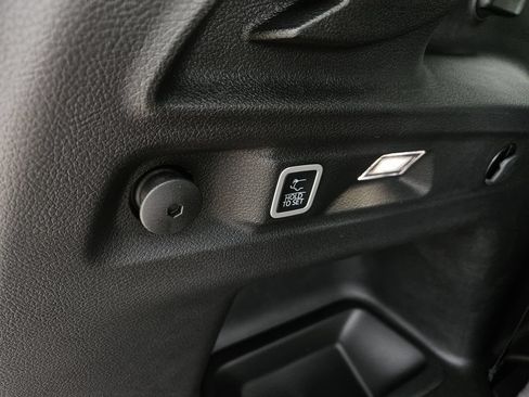 New 2026 Jeep Grand Cherokee L 4WD image 25