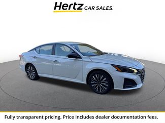 Used 2025 Nissan Altima 2.5 SV FWD video 1
