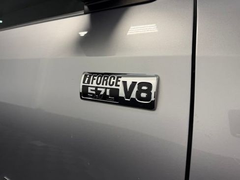 Used 2014 Toyota Tundra Limited w/ Limited Premium Package AWD/4WD image 38