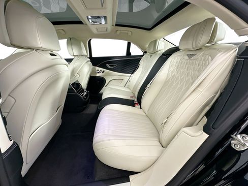 Certified 2024 Bentley Flying Spur Azure image 24