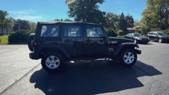 Used 2018 Jeep Wrangler Unlimited Sport AWD/4WD image 9