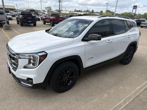 Used 2024 GMC Terrain AT4 image 1
