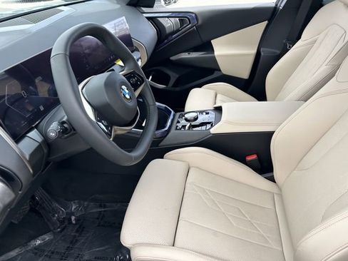 Used 2025 BMW X3 xDrive30i w/ Convenience Package AWD/4WD image 18
