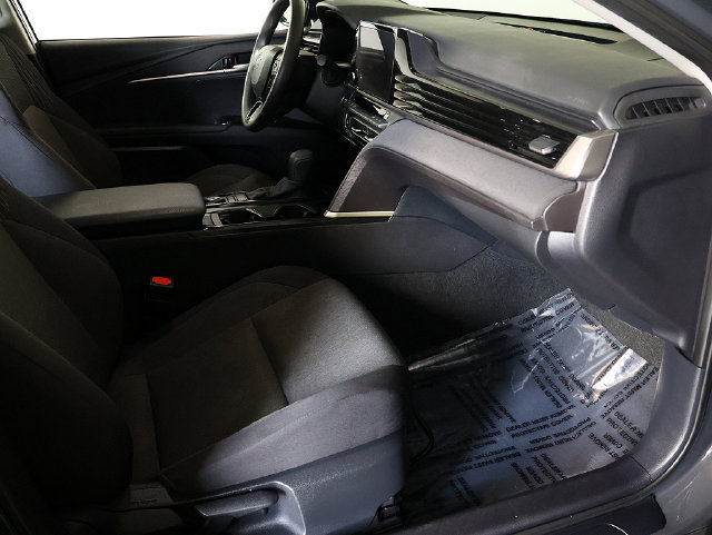 Used 2025 Toyota Camry LE FWD image 32