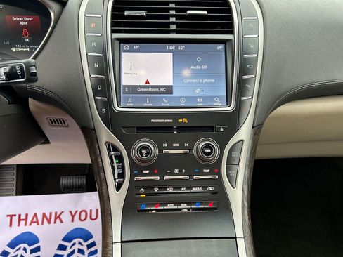 Used 2019 Lincoln Nautilus Reserve image 23